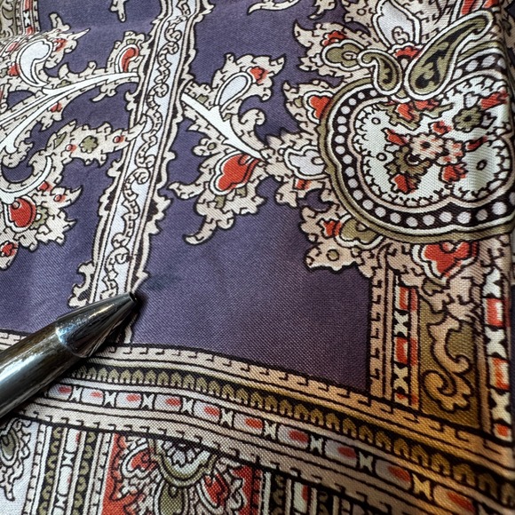 Etro Paisley Scarf Purple Gold Wool Silk Blend Italian Designer 30x30 Vintage - Picture 7 of 9